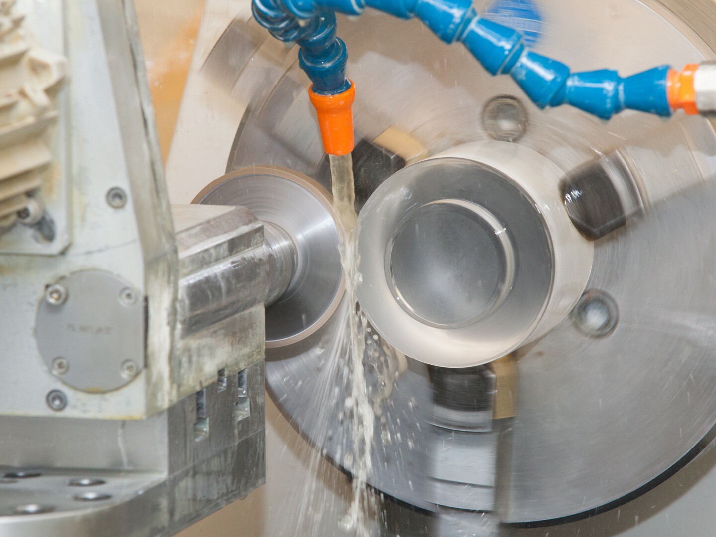 Mechanische Bearbeitung bei Quarzglas Heinrich